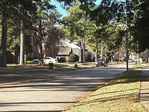 4th image of 10327 Millridge North Dr
