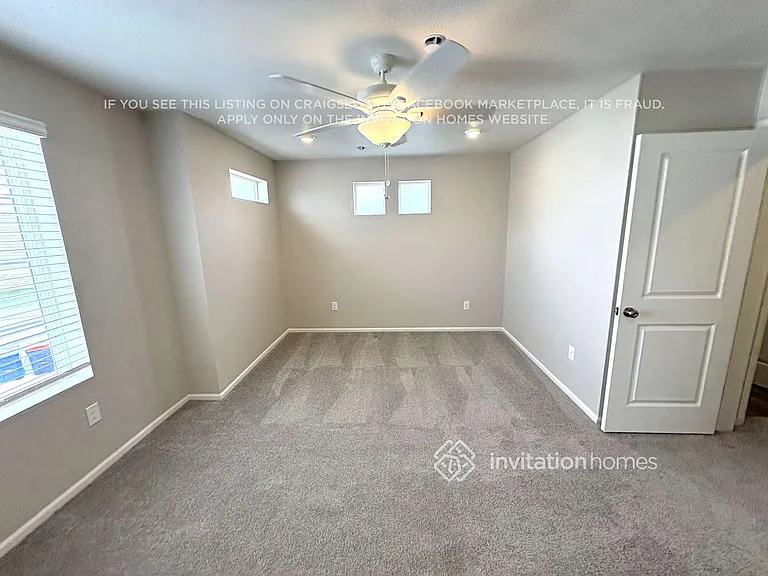 3369 Streamwood Dr — Photo 5