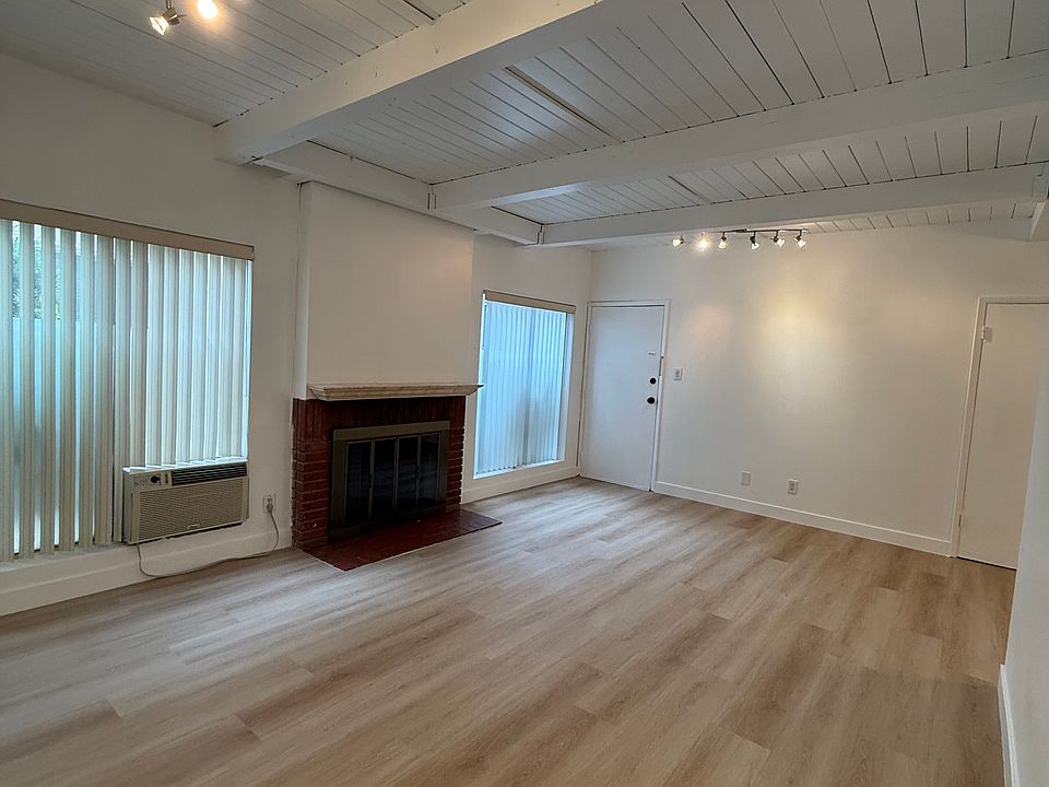 1st image of 11571 Ohio Ave APT 3