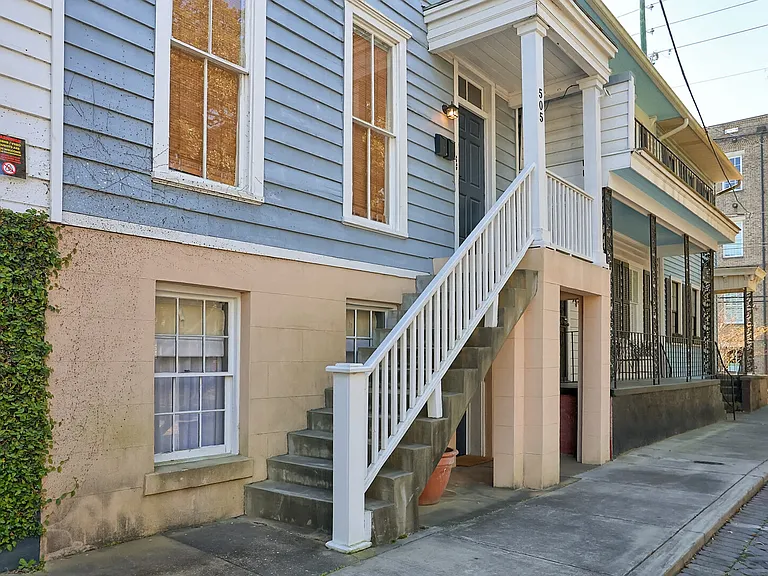 E McDonough St — Photo 33