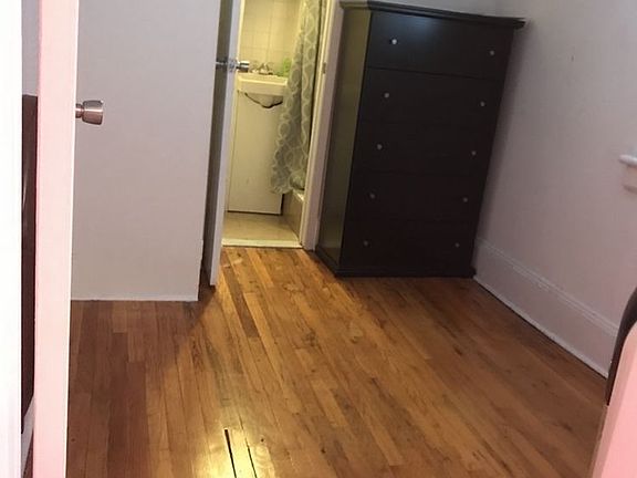 5th image of 144 W 10th St APT 4