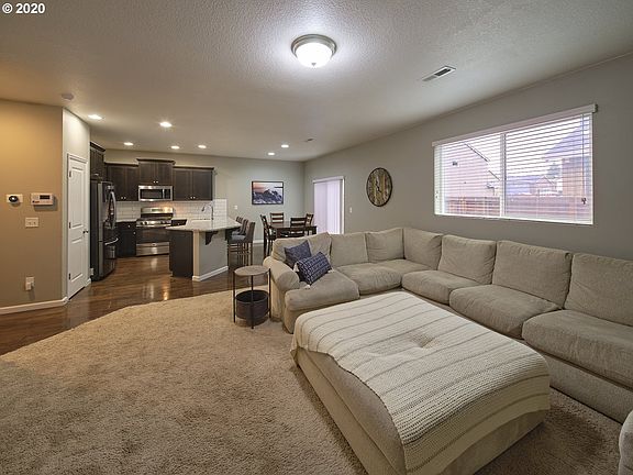 5th image of 10905 NE 120th Ave