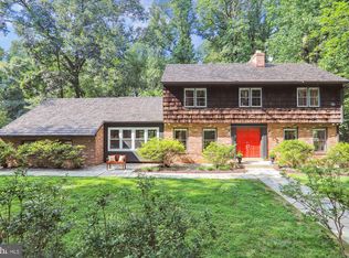 9411 Warfield Rd, Gaithersburg, MD 20882