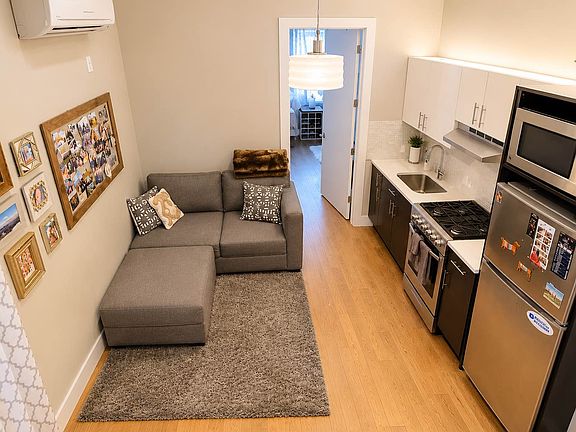 4th image of 139 Essex St #14L