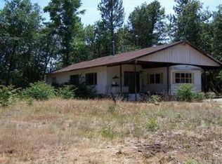 2267 Pine Grove Rd, Rogue River, OR 97537