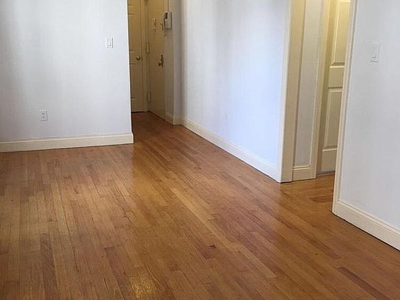 3rd image of 2168 35th St APT 3E
