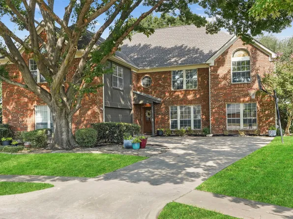 501 Palm Desert Dr, Garland, TX 75044