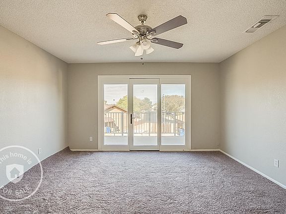 4th image of 3026 E Hampton Cir