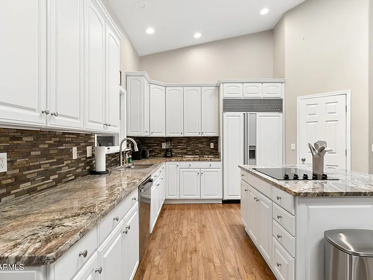 8611 W Foothill Dr — Photo 20