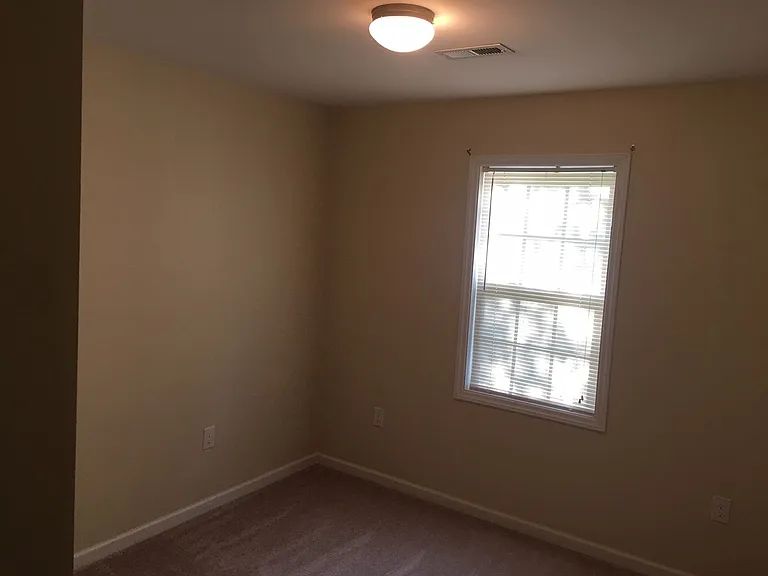 2504 McKinley Ave — Photo 14