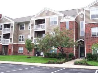 211 Glengarry Dr APT 207, Bloomingdale, IL 60108