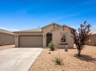 6 Margarita Cir, Los Lunas, NM 87031