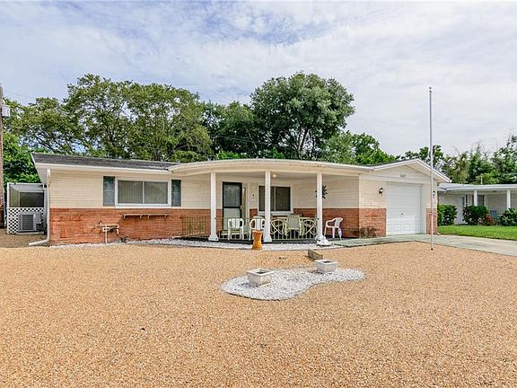 3rd image of 4829 Calais Dr