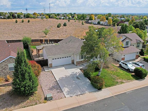 2nd image of 3100 Cody Ave
