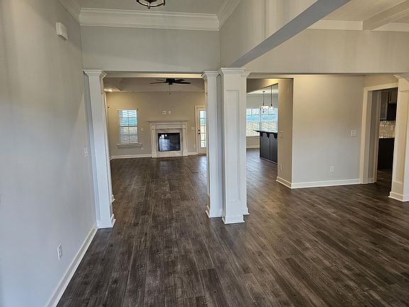 2nd image of 3462 Stockport Drive