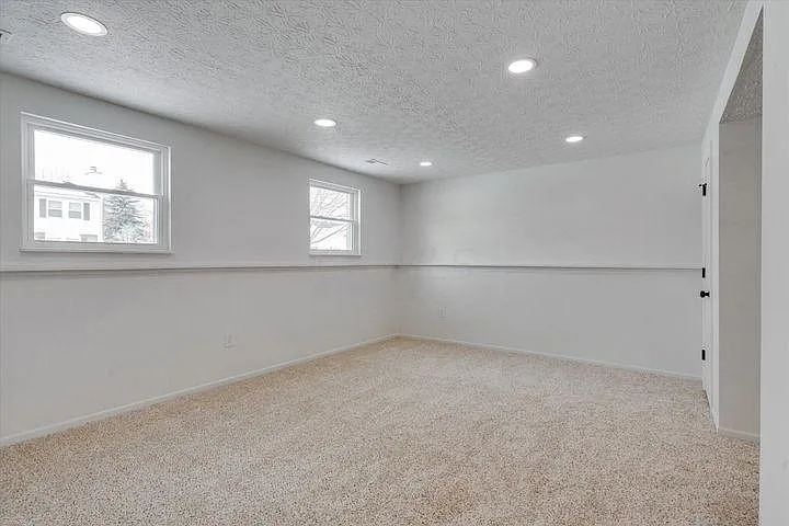 8328 Yuma Dr — Photo 6