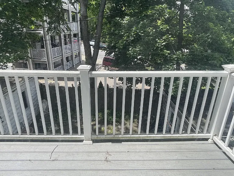 Larch Rd — Photo 28