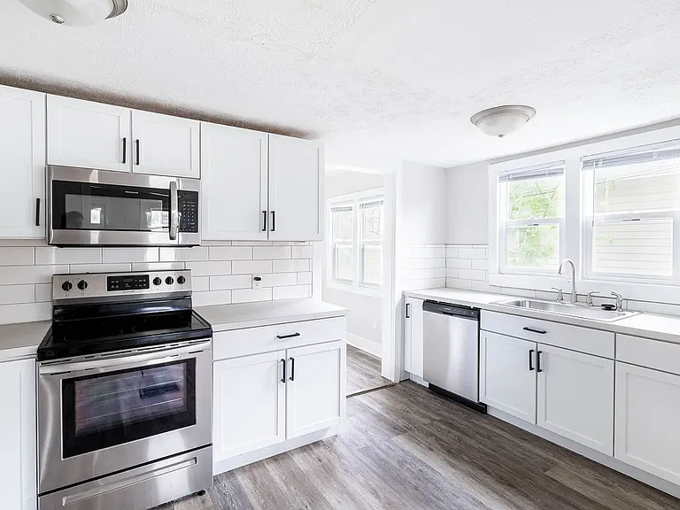 450 N Kealing Ave #452 — Photo 7