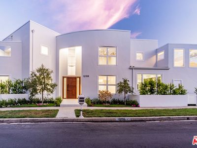 12156 Leven Ln, Los Angeles, CA, 90049