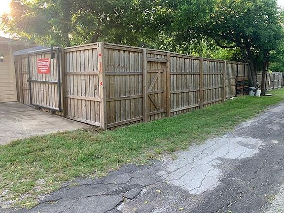 5th image of 303 Highland Dr