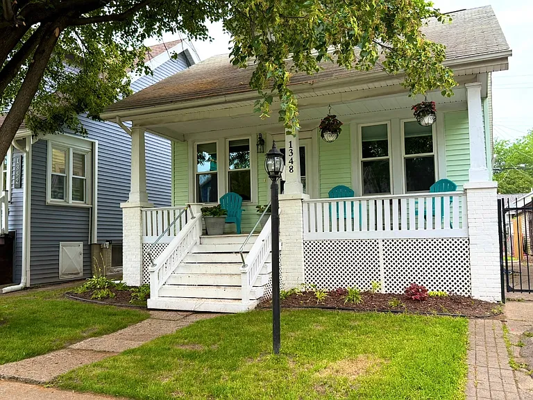 1348 Wayburn St — Photo 23