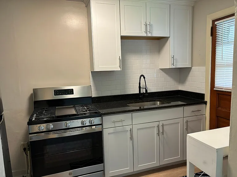 635 Bigelow St — Photo 7