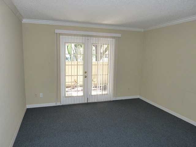 2nd image of 395 Wymore Rd APT 101