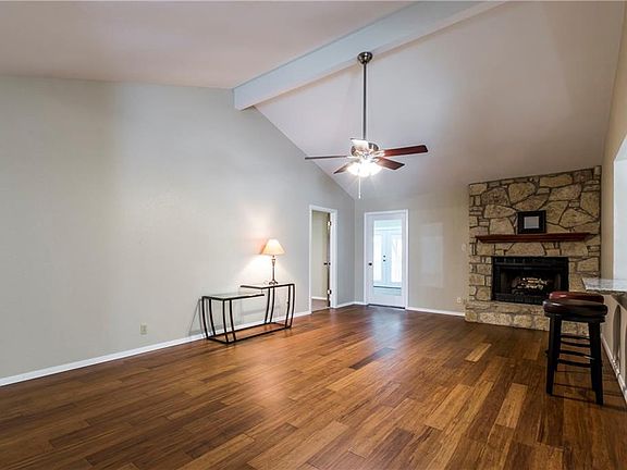 4th image of 1728 Zimmerman Ln