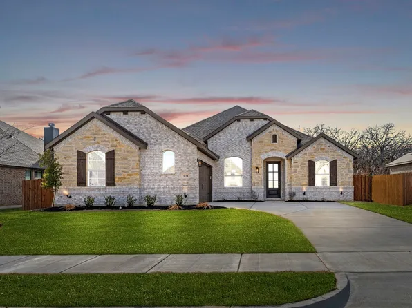 3121 Blue Hill Dr, Burleson, TX 76028