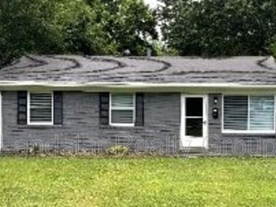 9816 Titan Dr, Louisville, KY, 40229