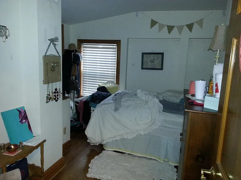 2512 Clark Ave — Photo 7