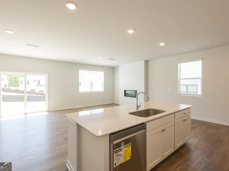 7328 Mulberry Trce — Photo 10