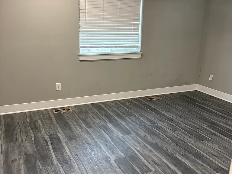 5214 N Toben Dr — Photo 4