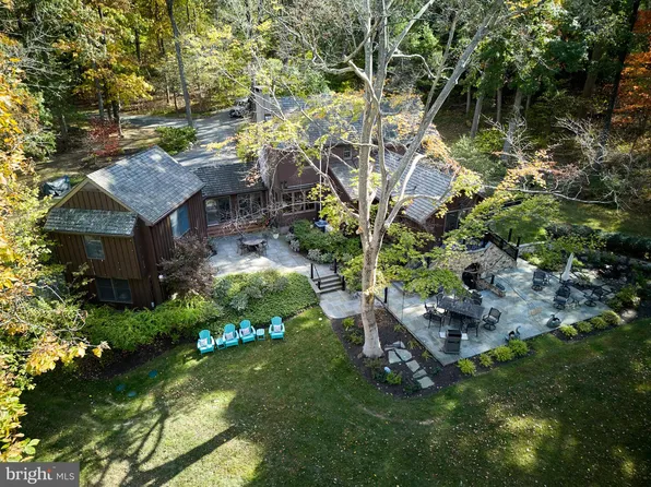 3515 Windy Bush Rd, New Hope, PA 18938
