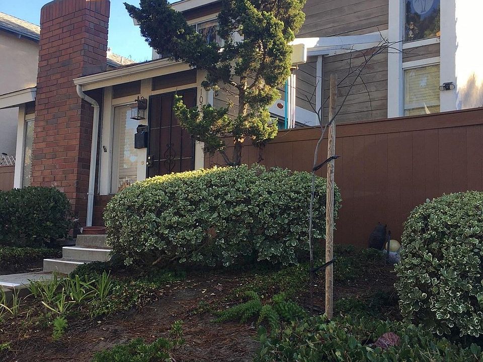 2nd image of 10778 Esmeraldas Dr