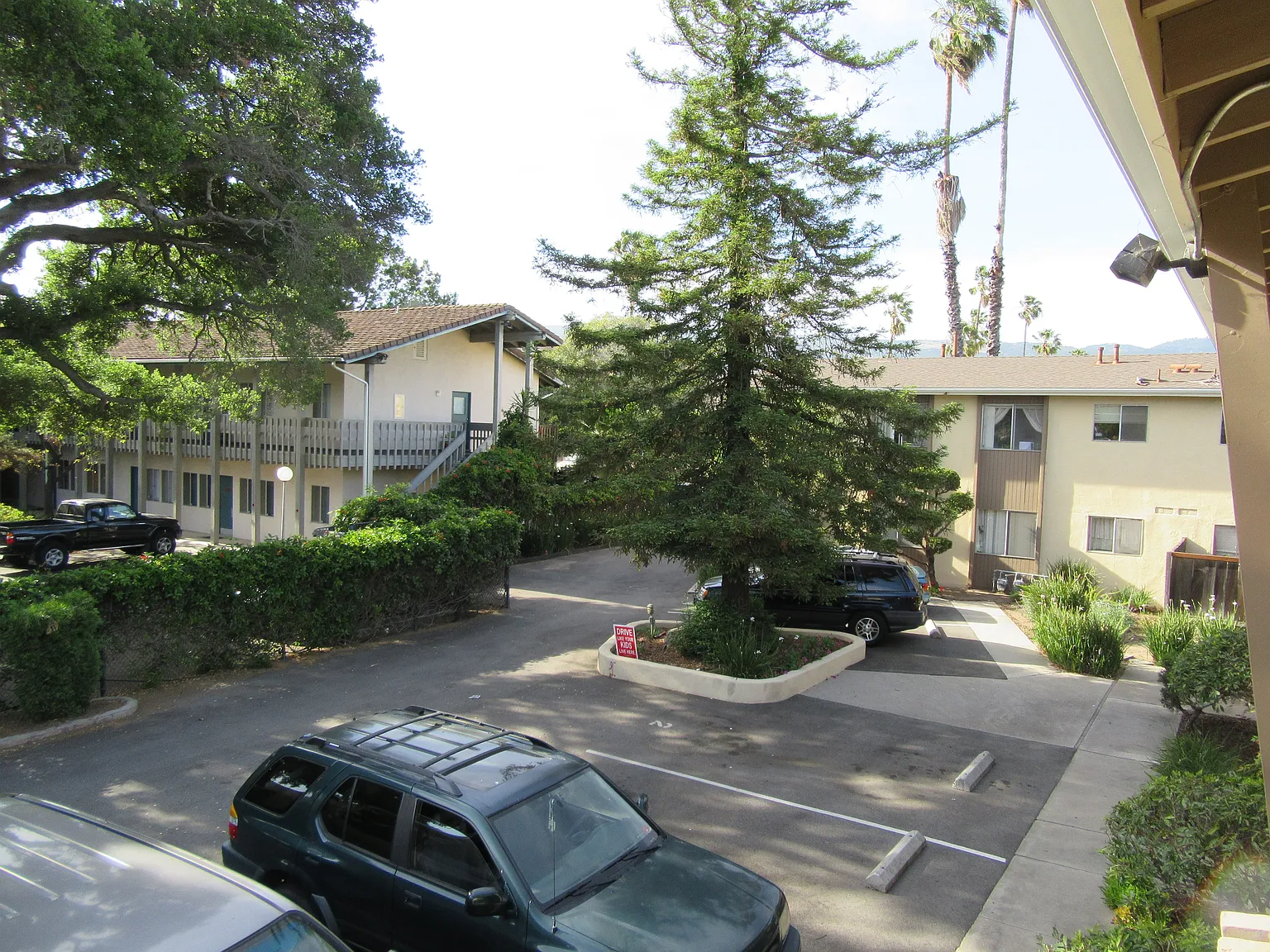 5362 Hollister Ave — Photo 2