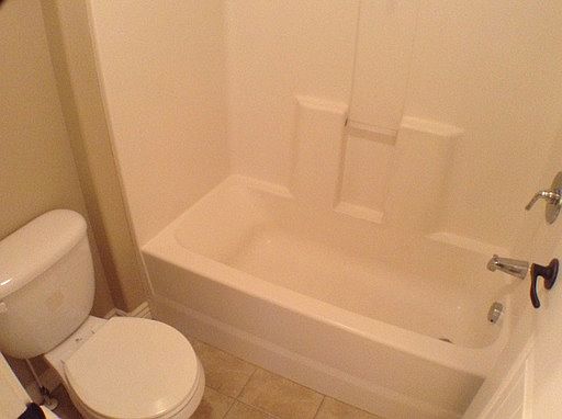 4th image of 446 W 6 S APT 204
