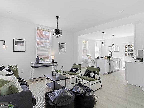 4th image of 2903 E Cold Spring Ln