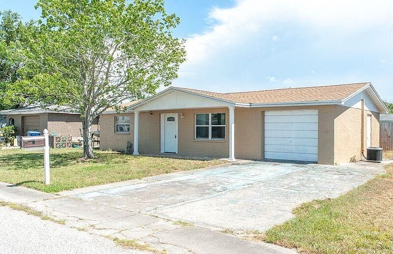 1st image of 3250 Salisbury Dr