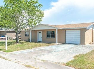 3250 Salisbury Dr, Holiday, FL 34691