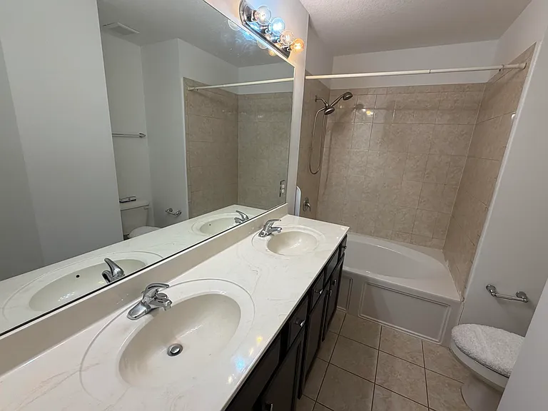 8928 SW 18th St — Photo 13