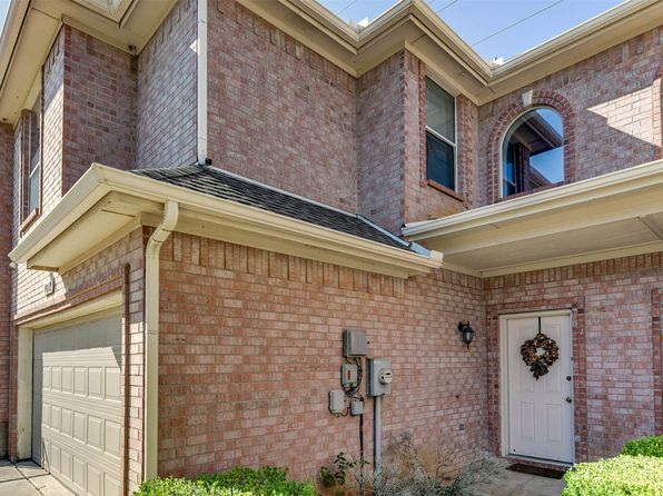 arlington-texas-61886730 picture