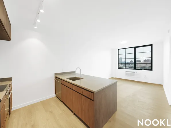 40 Bruckner Boulevard 9340 image 2 of 38