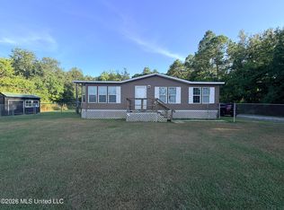 13721 Pine Ave, Vancleave, MS 39565