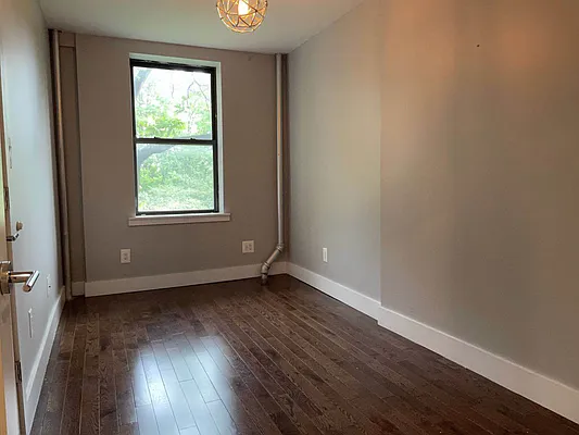 Rented by Premier One Realty LLC | media 11