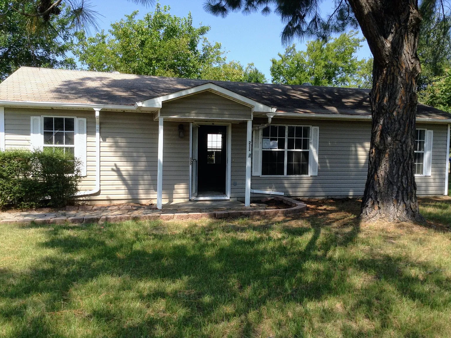 Midway Rd, Kemp — Photo 1
