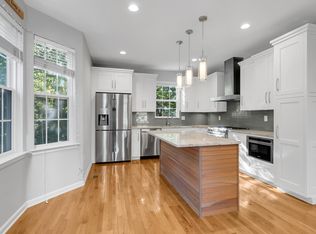 22 Honeyman Rd, Basking Ridge, NJ 07920