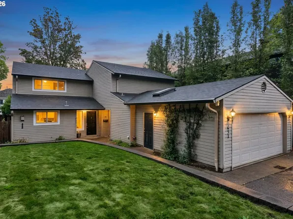 651 5th St, Lake Oswego, OR 97034