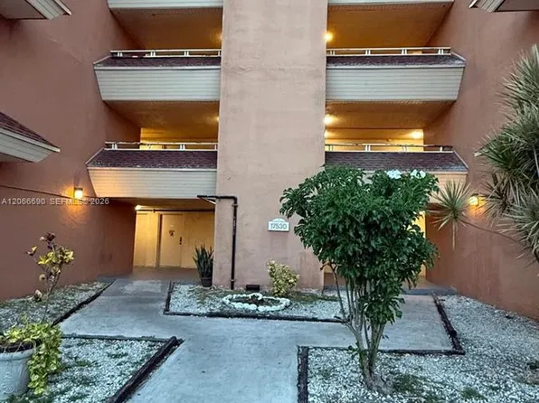17530 NW 68th Ave APT C3008, Hialeah, FL 33015