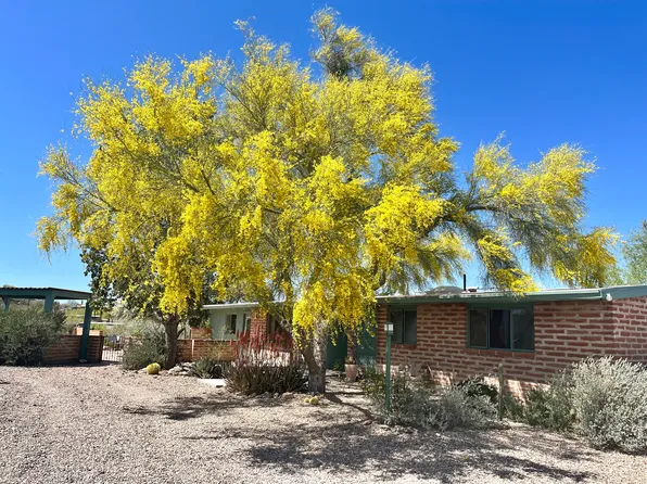 4390 W Camino Nuestro, Tucson, AZ 85745